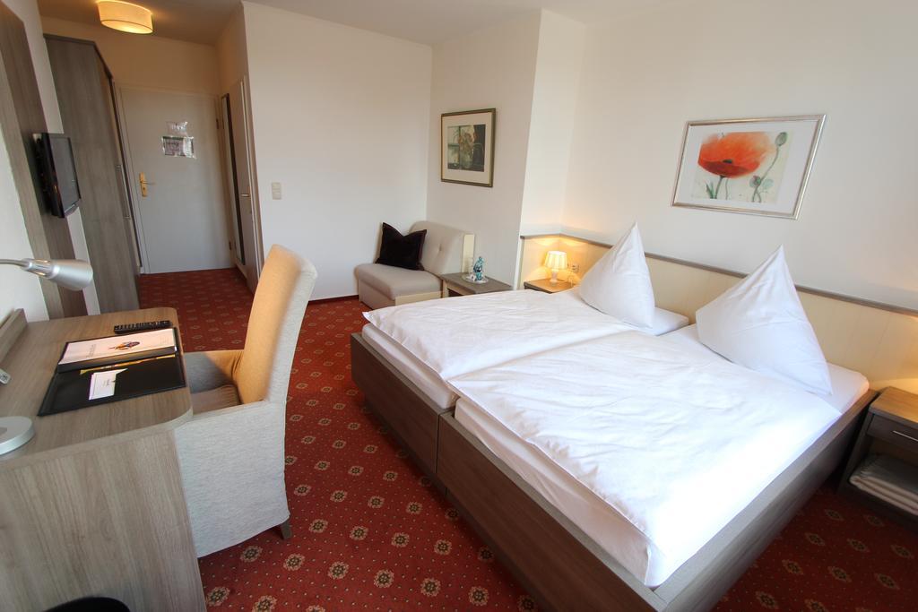 Hotel Thormaehlen Bliestorf Ruang foto
