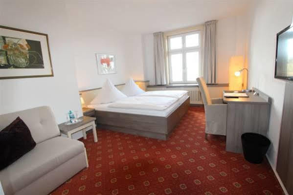 Hotel Thormaehlen Bliestorf Bagian luar foto